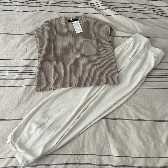 NWT Amazon sweater set - Picture 2 of 7